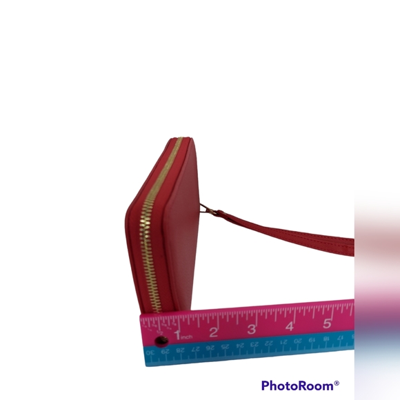 IMAN Red Wallet/Wristlet - Picture 6 of 6